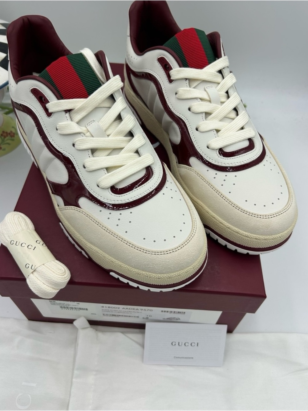 Men's Gucci re-Web leather sneakers with red accents size
10 fits 10.5 US - Picture 2 of 7